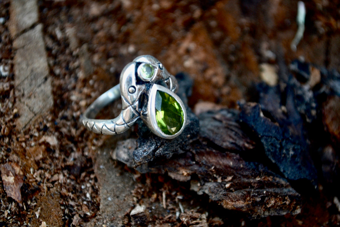 Peridot Healing Stone Ring